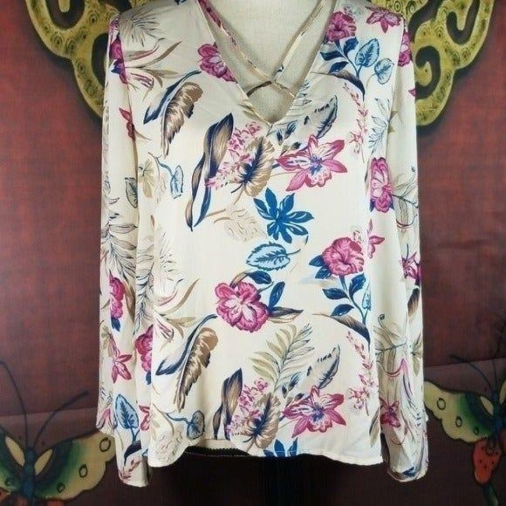 Lush Top XS Long Trumpet Sleeves Floral Print